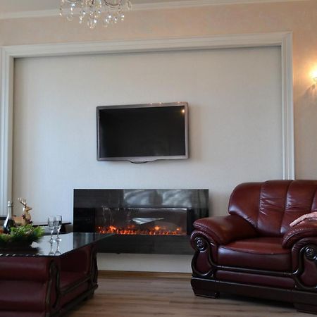 Hotel Aquarius Čornomorsk Exteriér fotografie